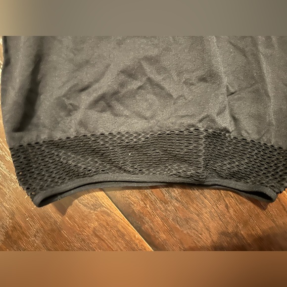 Fabletics pullover - Picture 4 of 4